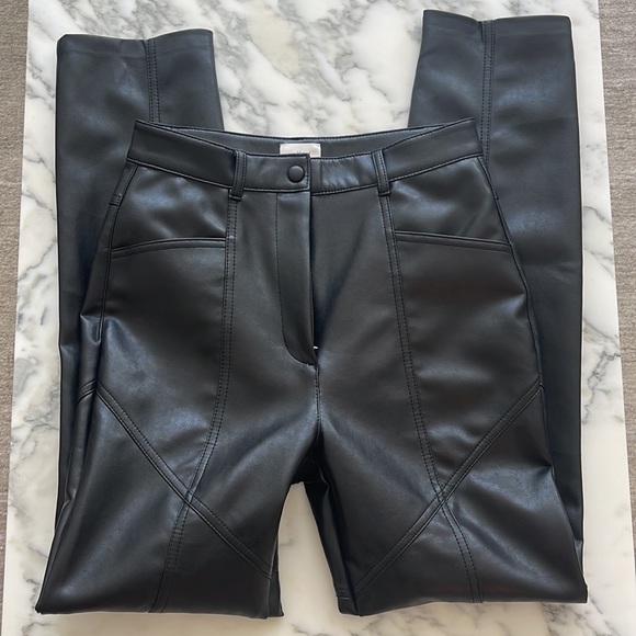 Aritzia Rebel Vegan pant Wilfred - Picture 5 of 9